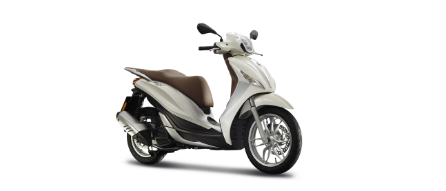 Noleggia Piaggio Medley